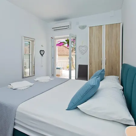 Apartments Juric Hvar Town Exterior photo