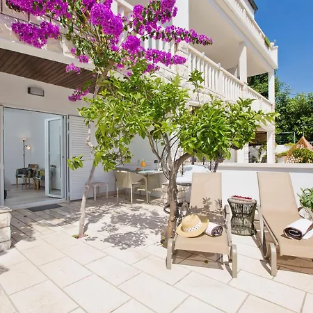 Apartments Juric Hvar Town Exterior photo