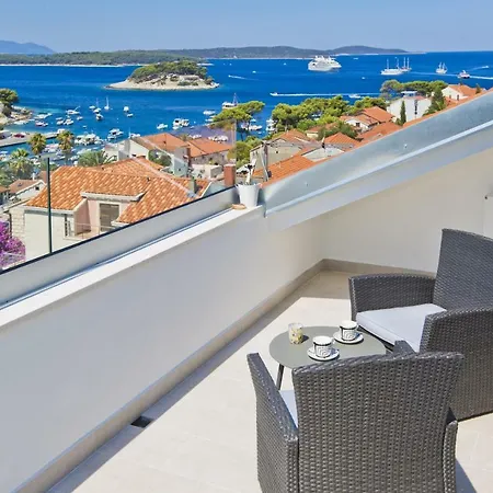 Apartments Juric Hvar Town Exterior photo