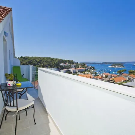 Apartments Juric Hvar Town Exterior photo