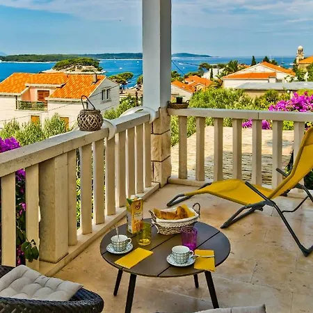 Apartments Juric Hvar Town Exterior photo