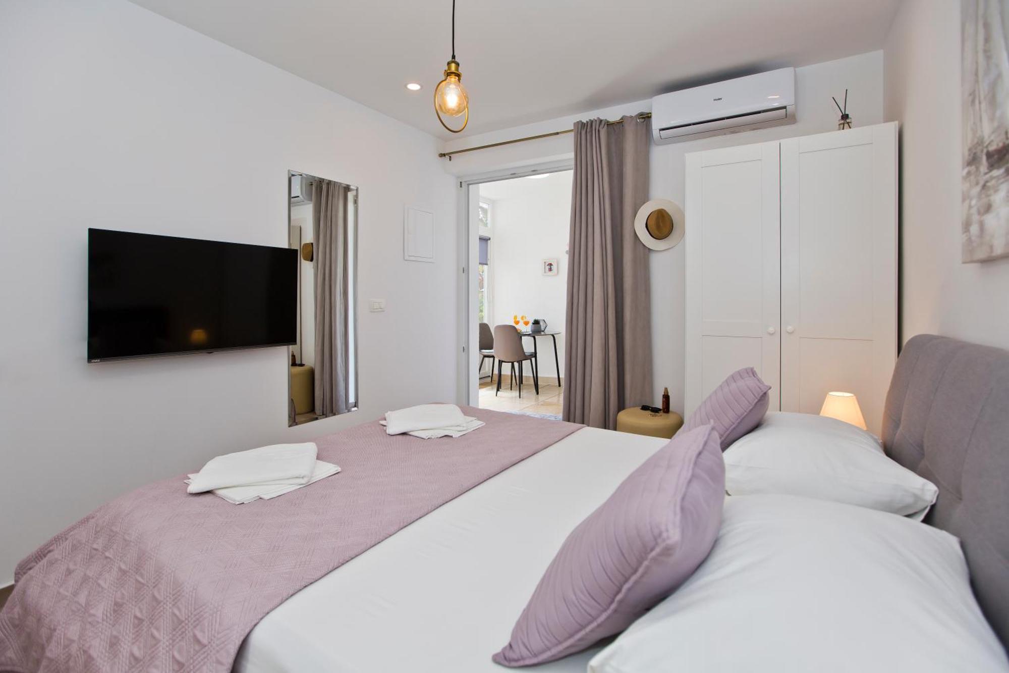 Juric Apartman *